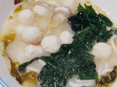 -灵芝妹子海鲜米线(凯德和平广场店)