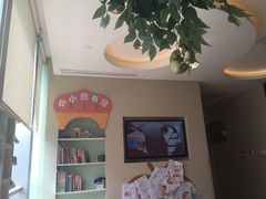 -瑞尔齿科(南京东路名人诊所)