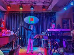 -莉莉家的音乐花园餐吧(航空路店)