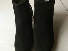 -京伟修鞋洗鞋奢侈品皮具护理店