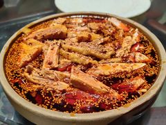 -土砂锅生态山庄·非遗砂锅雅鱼