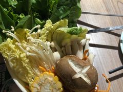 养生拼盘-探窝·竹笙椰子鸡(杨箕店)