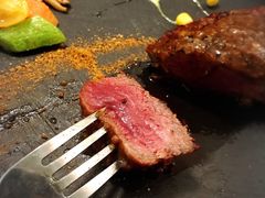 -悦享绿山墙西餐厅