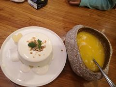 -more than meow吴止猫主题餐厅(承德 中船汇店)