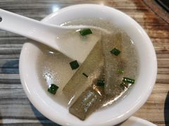 -姐妹临高乳猪店(海垦路店)