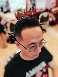 -尼特斯男士发型馆