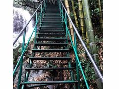 -藏龙百瀑漂流