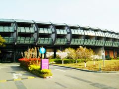 -上海滴水湖皇冠假日酒店