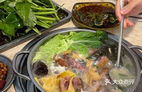 Sanjiaobayu Preserved Pig Trotter