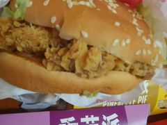 麦辣鸡腿堡鸡翅餐-麦当劳(军博店)
