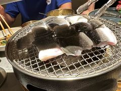 -草家酱蟹炭火烤肉店(珲春南路一店)