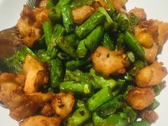 榄菜四季豆炒鸡脆骨-汤城小厨•粤菜•靓汤(苏州街店)