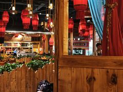 -老滇山寨•云南特色菜•地方菜•民族风情歌舞表演(金碧店)