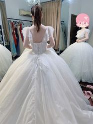 -艾米婚纱&婚礼策划