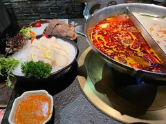 -湊湊火锅·茶憩(新中关购物中心店)