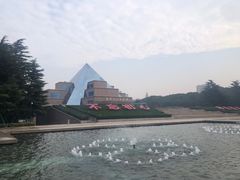 -上海市龙华烈士陵园