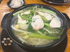 -丽虹云南过桥米线(兴工街店)