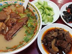 -金杨拉面王小吃面馆·牛三宝面·红烧牛肉粉