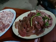 -华哥新鲜猪精品美食
