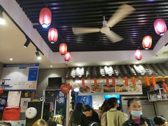 -爆炸头阿姨小四川正宗川味小吃(无任何分店)