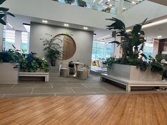 -上海宝宁宝马4S店