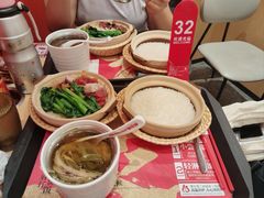 -华记煲仔华·煲仔饭(三元里万科里店)