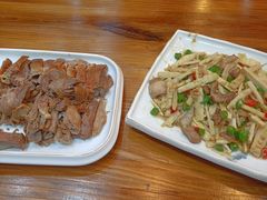 -下梅人家土菜馆(历史文化餐厅度假区店)