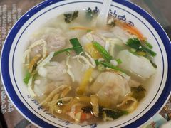 -长人馄饨铺(解放街店)