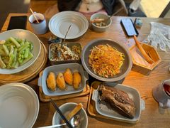 -蜜桃餐厅·伴山(湖滨商业街店)