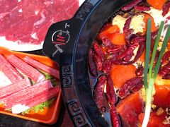 -三个四川人火锅(华联商厦店)