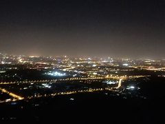 -鬼笑石后山停车场