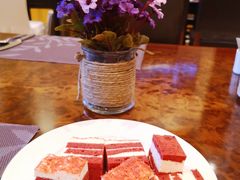 红丝绒榴莲-罗约海滨温泉酒店-索莎西餐厅