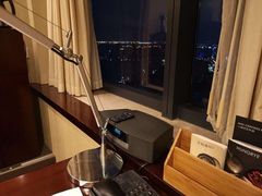 -上海龙之梦万丽酒店