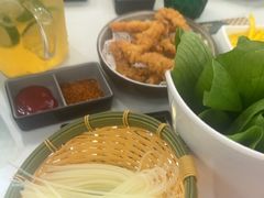 -喃喃椰·糟粕醋·椰子鸡火锅(七堡花园店)