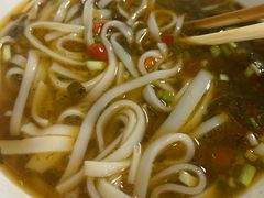 -矮子粉店1985·长沙米粉(湘春路店)