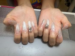 -梵莎美甲美睫