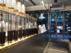 -喜茶(上海打浦桥日月光gelato lab+店)