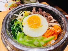 -明洞阿姨·韩式酱蟹烤肉·创意料理(三元桥店)