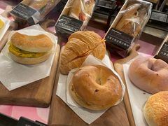 -星巴克臻选(上海合生汇1F店)