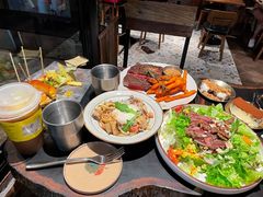 蘑菇培根温泉蛋长意面-幸邻食堂