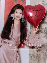 -派丽莫Pellimo原创设计婚纱品牌