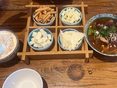 -蒙亨·手把肉·蒙古包文化主题餐厅(天恒广场店)