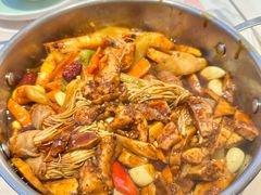 -黄记煌三汁焖锅(新佳丽江汉路店)