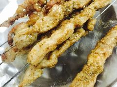 -亮亮烧烤(积玉桥总店)