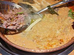 -洱火云南酸菜牛肉火锅(石景山当代商城店)