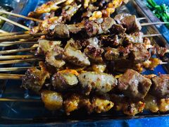 小筋-舌尖上的石棉何雨露烧烤