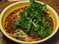 鸳鸯牛肉面-阿福板凳面(观音桥店)