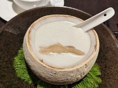 原只椰皇炖花胶-广州文华东方酒店·江-由辉师傅主理