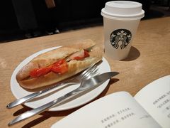 -星巴克(广州动漫星城东区店)