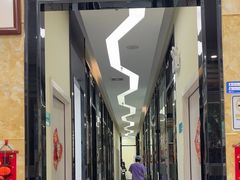 -雅致口腔门诊部(五羊邨地铁店)